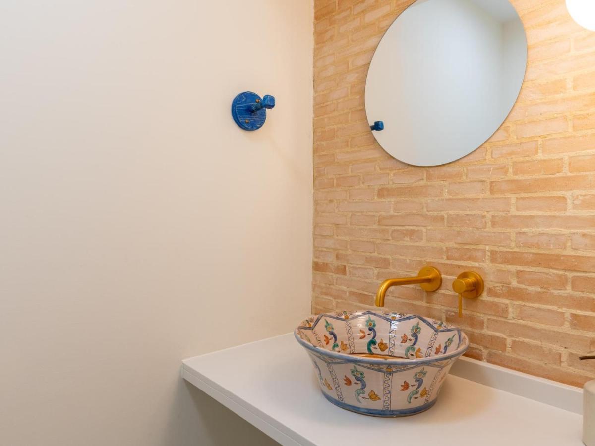 Holi-Rent Penthouse Penuelas Seville Ngoại thất bức ảnh